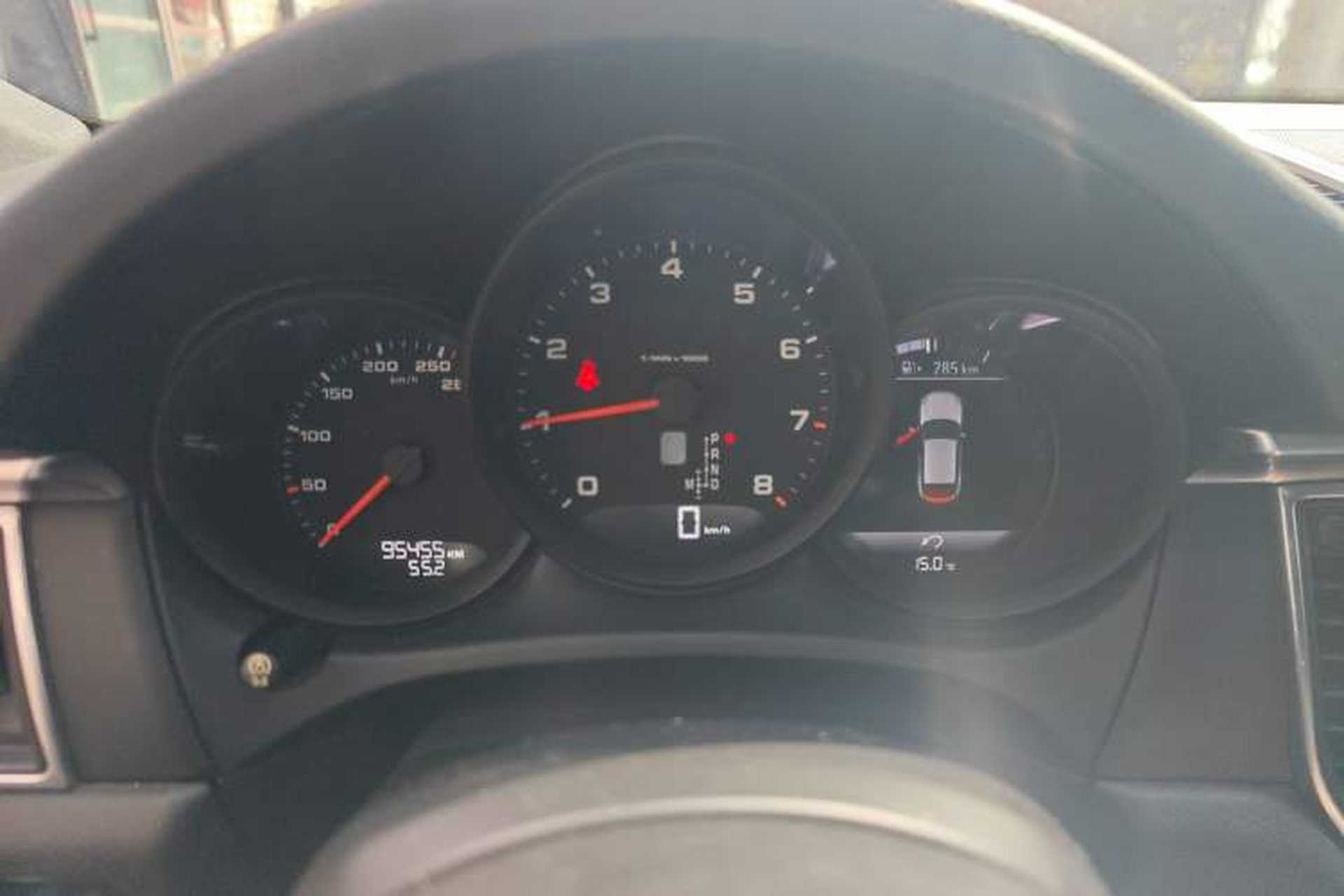 Used Porsche Macan 2017 Macan 2.0T Instrument Cluster