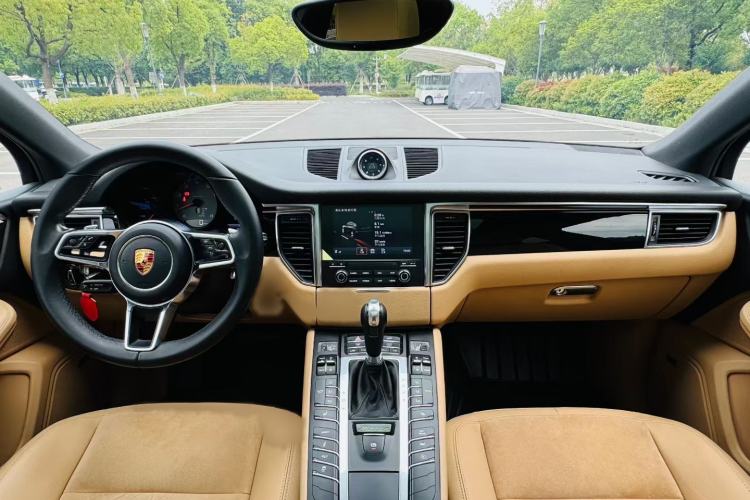Used Porsche Macan 2017 Macan S 3.0T Interior 2