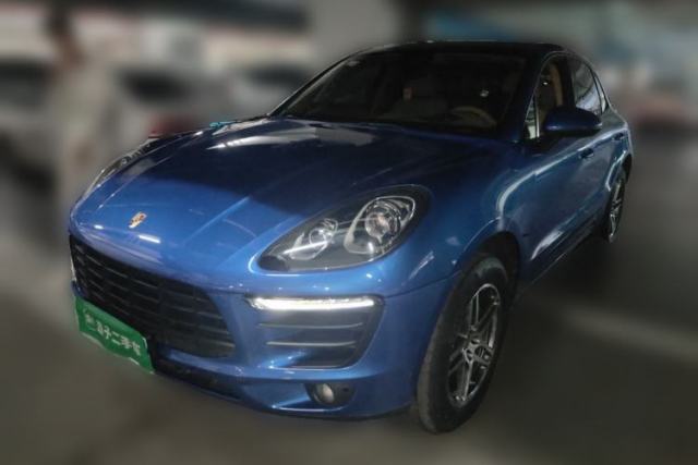 Ojetý Porsche Macan 2017 Macan 2.0T