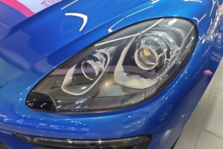 Used Porsche Macan 2017 Macan 2.0T Left Front Headlight