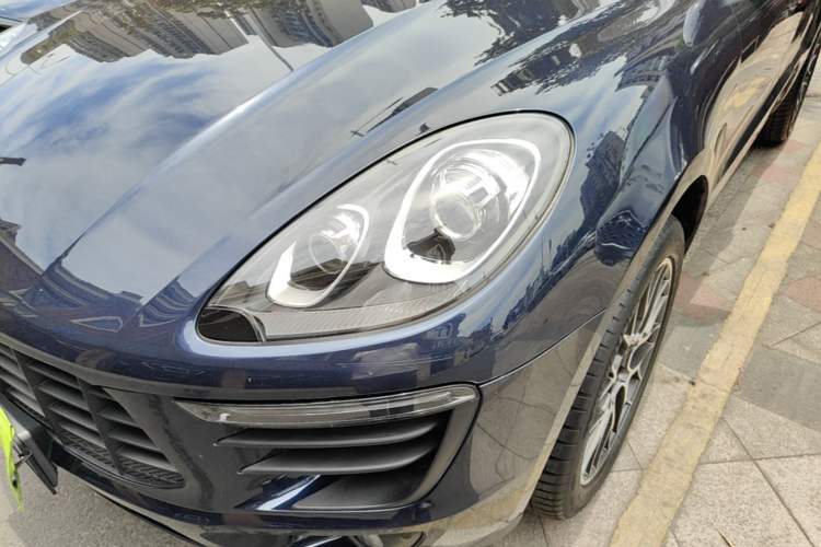 Used Porsche Macan 2017 Macan 2.0T Left Front Headlight