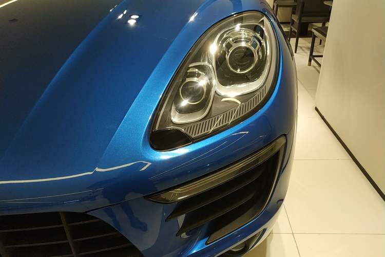 Used Porsche Macan 2017 Macan 2.0T Left Front Headlight