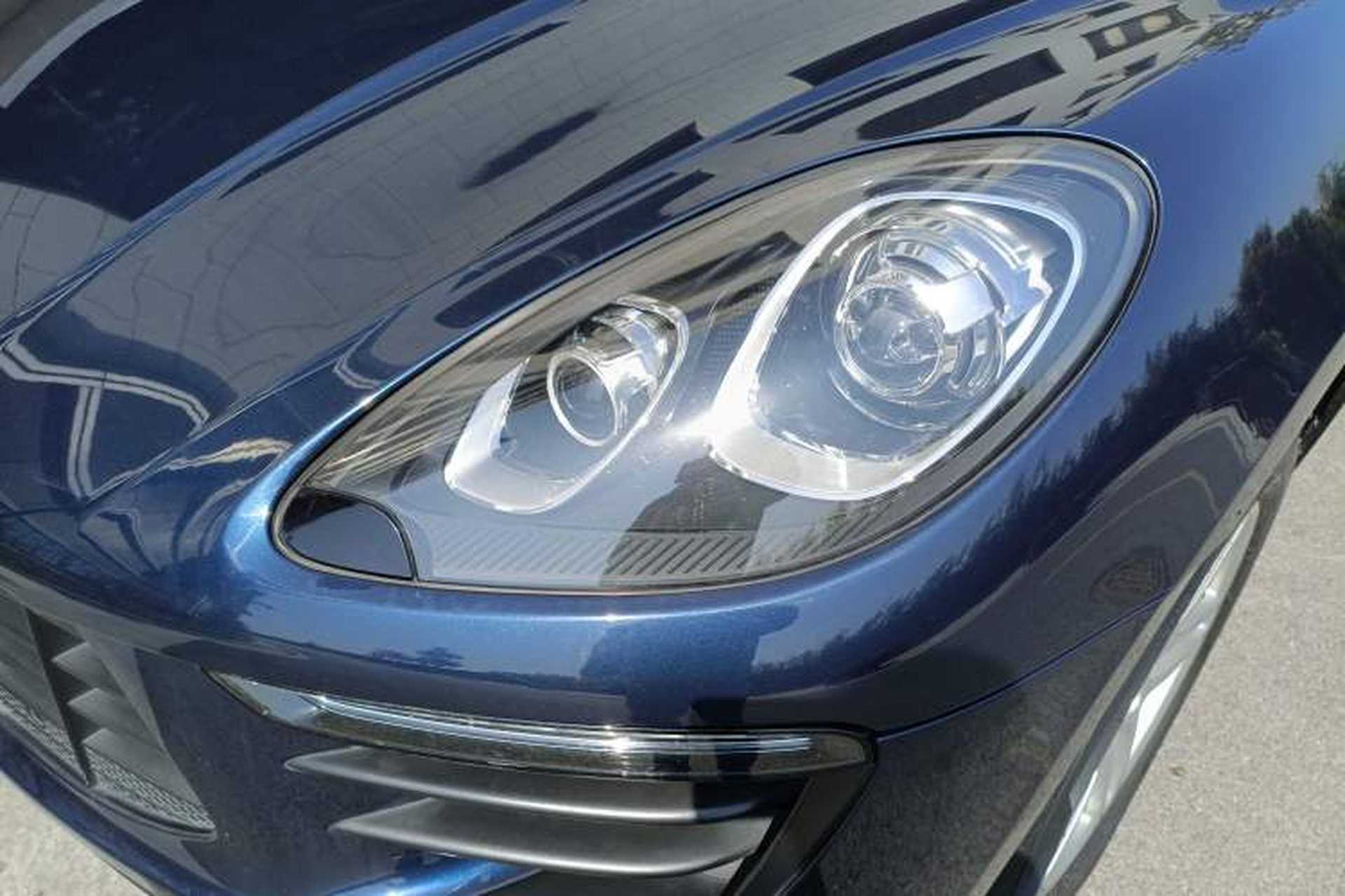 Used Porsche Macan 2017 Macan 2.0T Left Front Headlight
