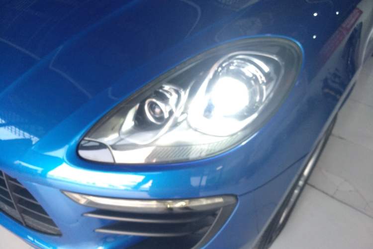 Used Porsche Macan 2017 Macan 2.0T Left Front Headlight