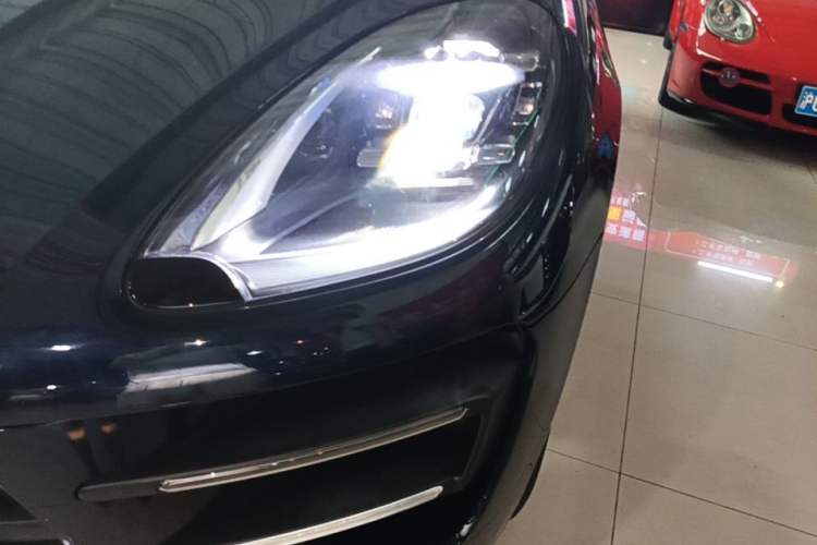 Used Porsche Macan 2017 Macan Turbo 3.6T Left Front Headlight