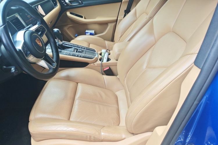 Used Porsche Macan 2017 Macan 2.0T Left Front Seat