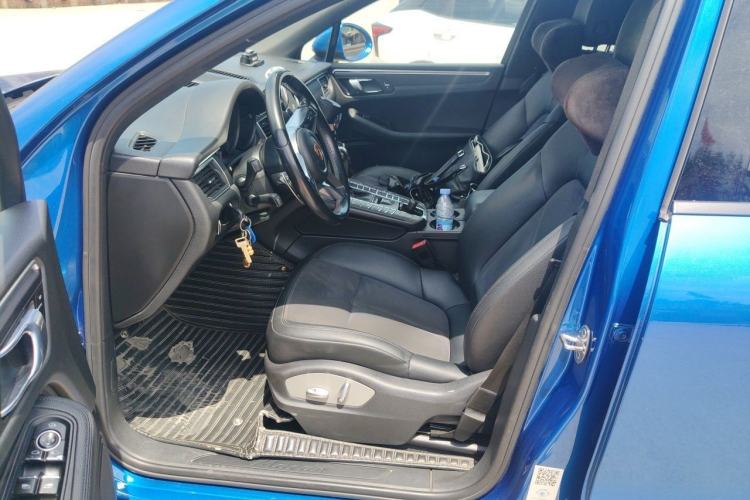 Used Porsche Macan 2017 Macan 2.0T Left Front Seat