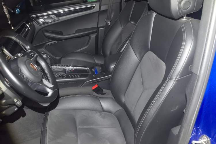 Used Porsche Macan 2017 Macan S 3.0T Left Front Seat