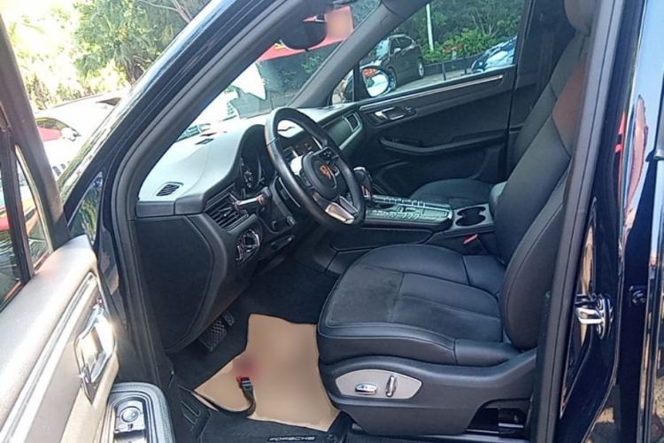 Used Porsche Macan 2017 Macan 2.0T Left Front Seat