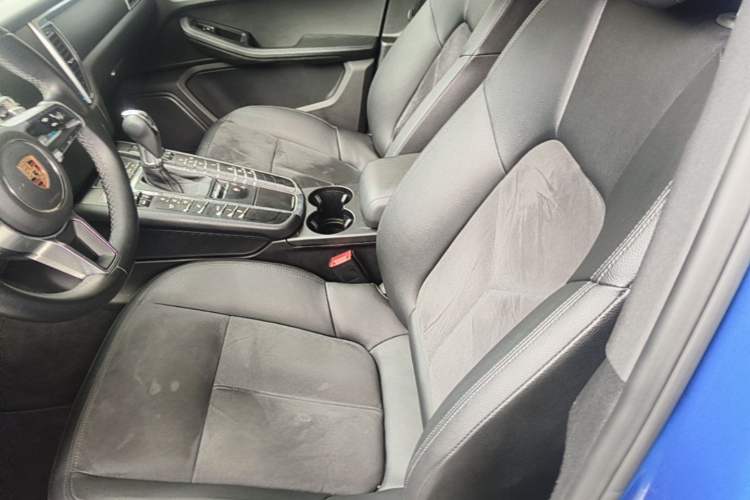 Used Porsche Macan 2017 Macan 2.0T Left Front Seat