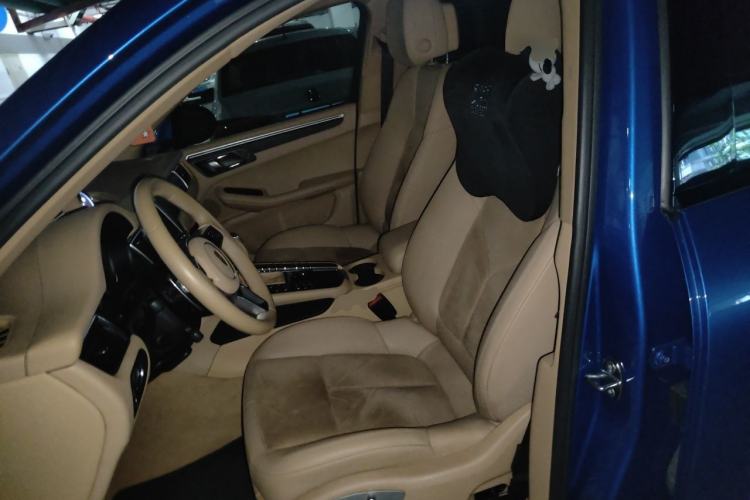 Used Porsche Macan 2017 Macan 2.0T Left Front Seat
