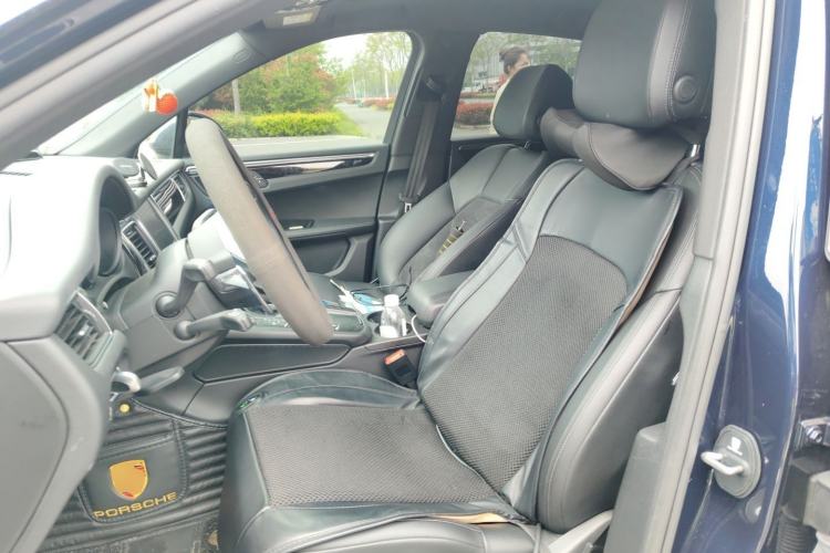 Used Porsche Macan 2017 Macan S 3.0T Left Front Seat