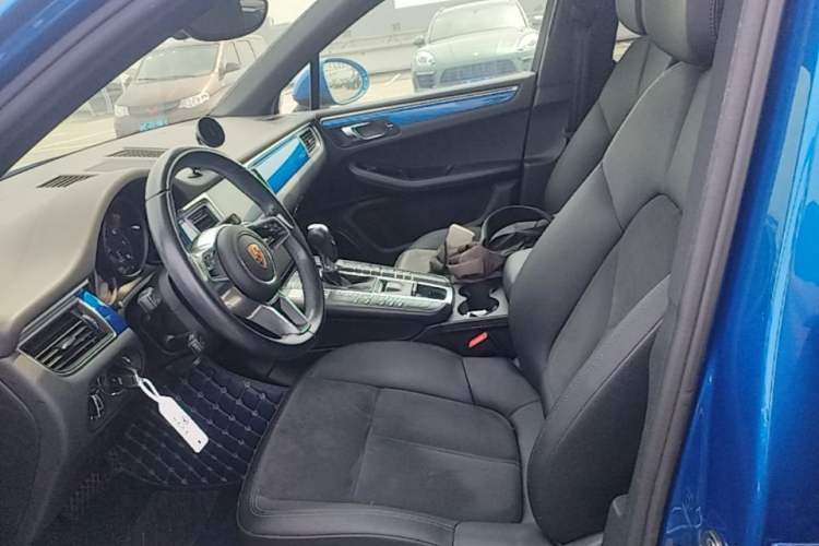 Used Porsche Macan 2017 Macan 2.0T Left Front Seat