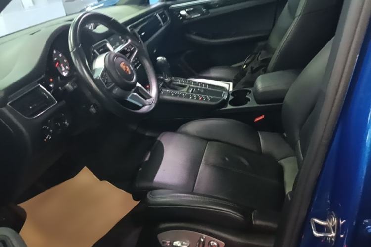 Used Porsche Macan 2017 Macan S 3.0T Left Front Seat