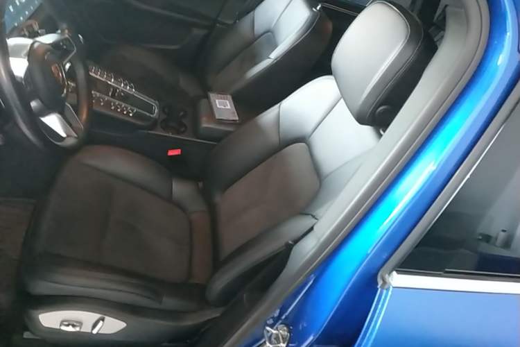 Used Porsche Macan 2017 Macan S 3.0T Left Front Seat