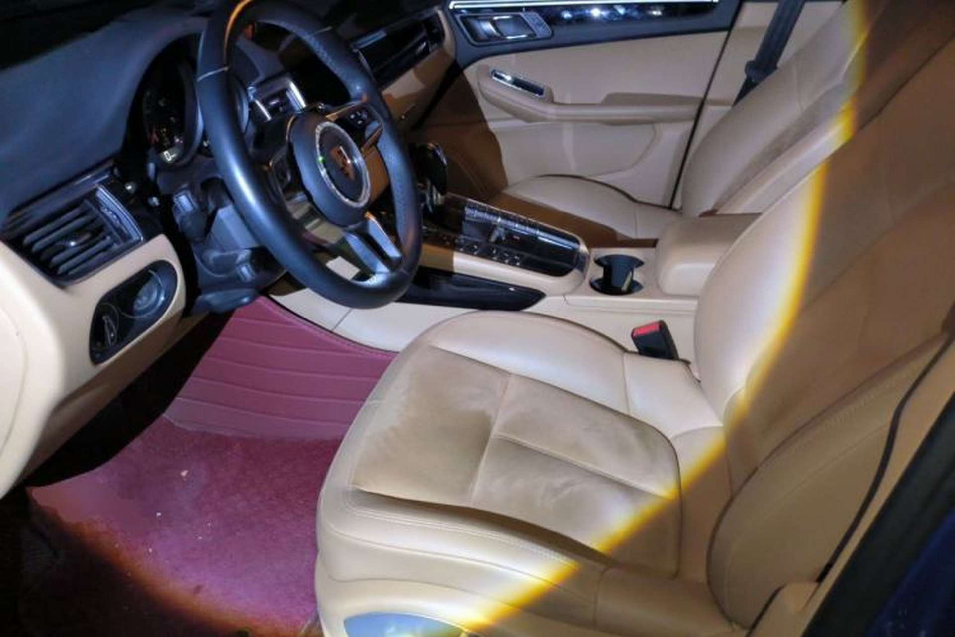 Used Porsche Macan 2017 Macan 2.0T Left Front Seat