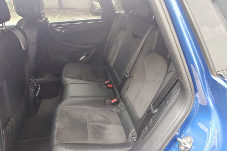 Used Porsche Macan 2017 Macan 2.0T Left Rear Seat