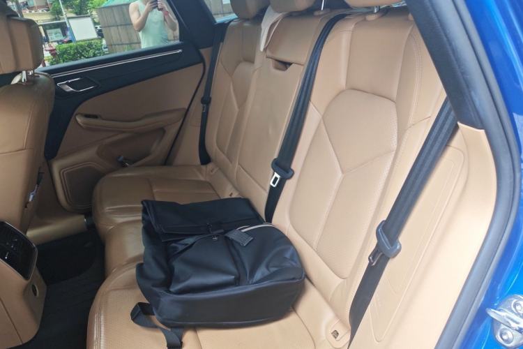 Used Porsche Macan 2017 Macan 2.0T Left Rear Seat