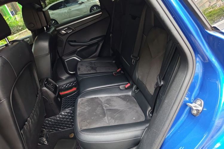 Used Porsche Macan 2017 Macan 2.0T Left Rear Seat