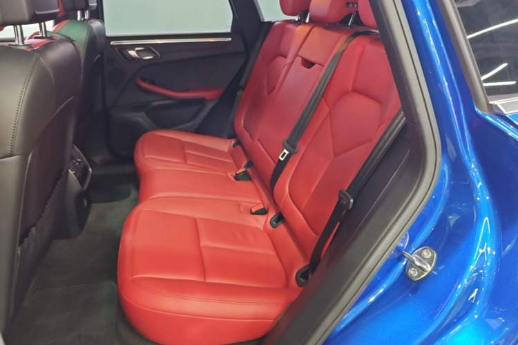 Used Porsche Macan 2017 Macan 2.0T Left Rear Seat