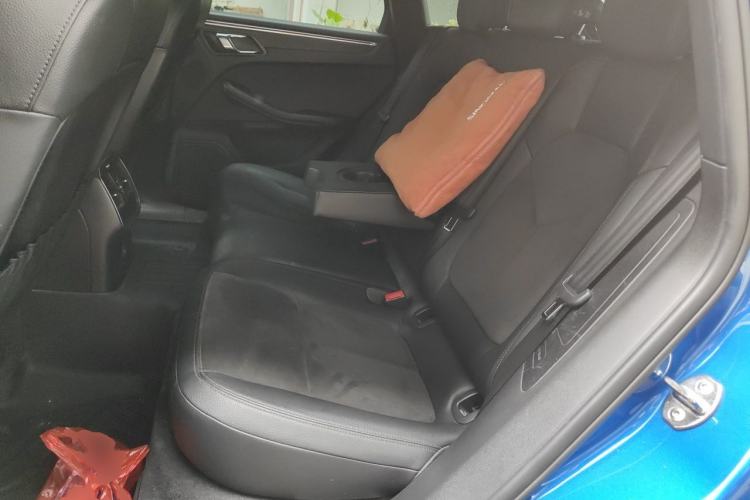 Used Porsche Macan 2017 Macan 2.0T Left Rear Seat