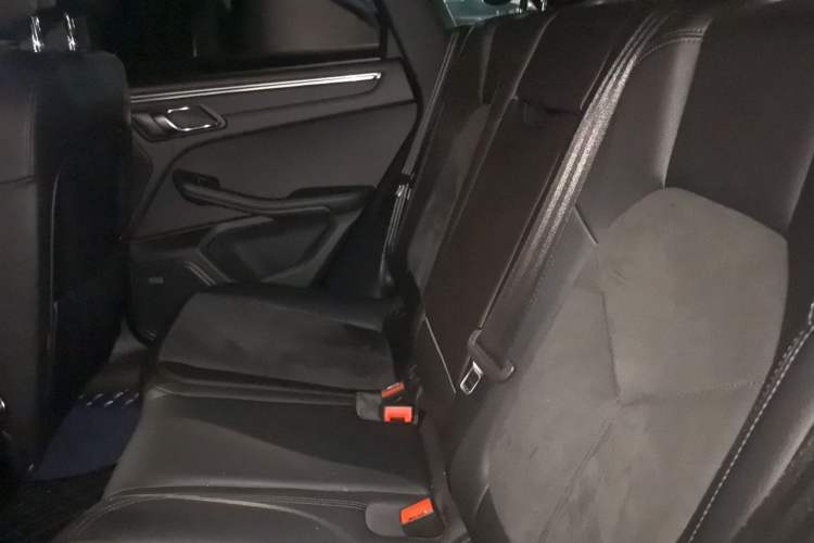 Used Porsche Macan 2017 Macan 2.0T Left Rear Seat