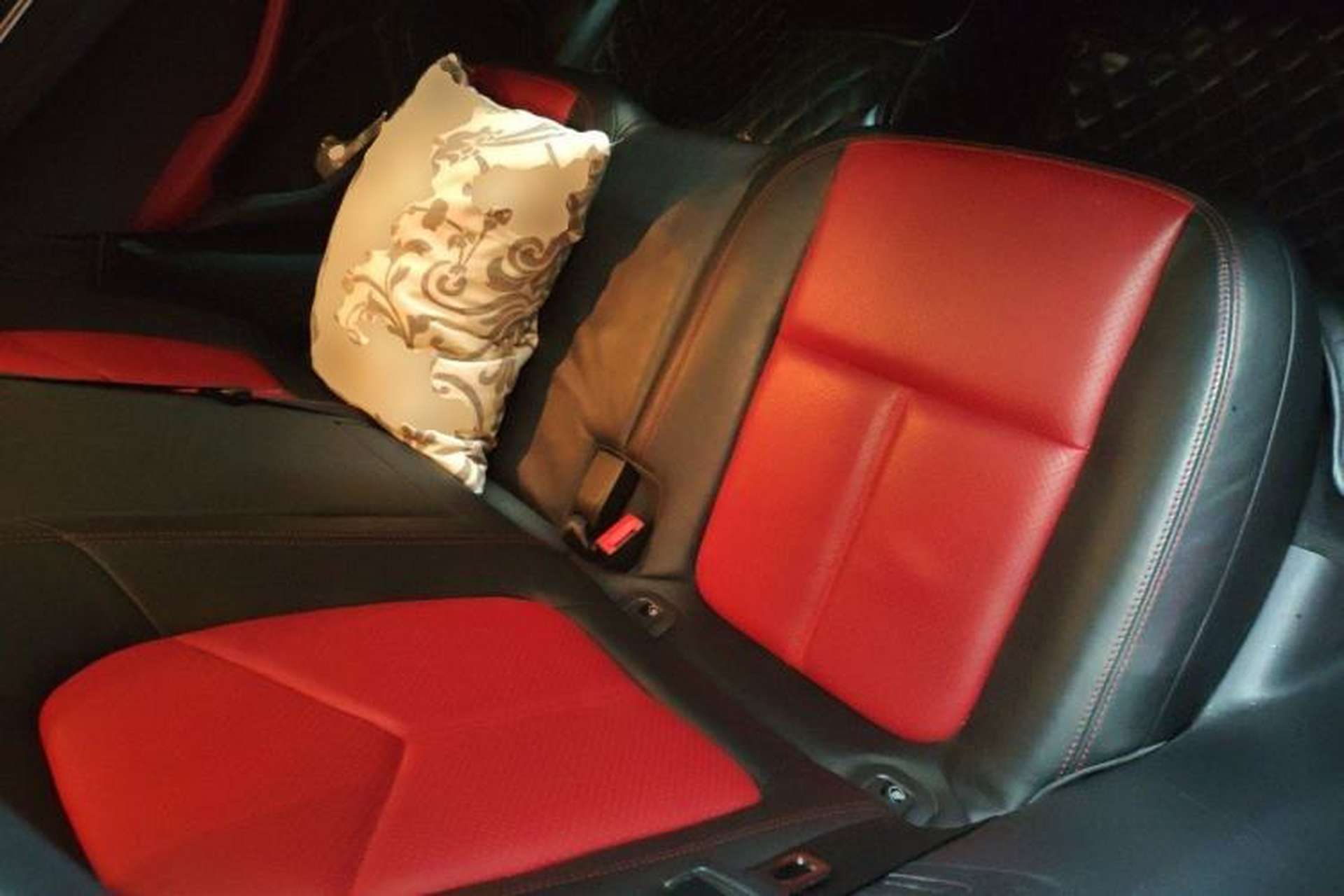 Used Porsche Macan 2017 Macan 2.0T Left Rear Seat