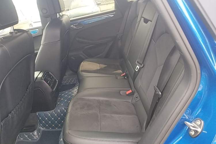 Used Porsche Macan 2017 Macan 2.0T Left Rear Seat