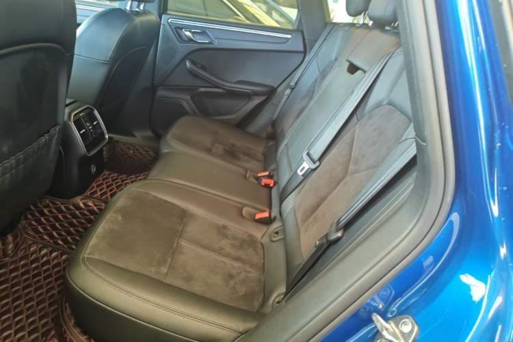 Used Porsche Macan 2017 Macan 2.0T Left Rear Seat