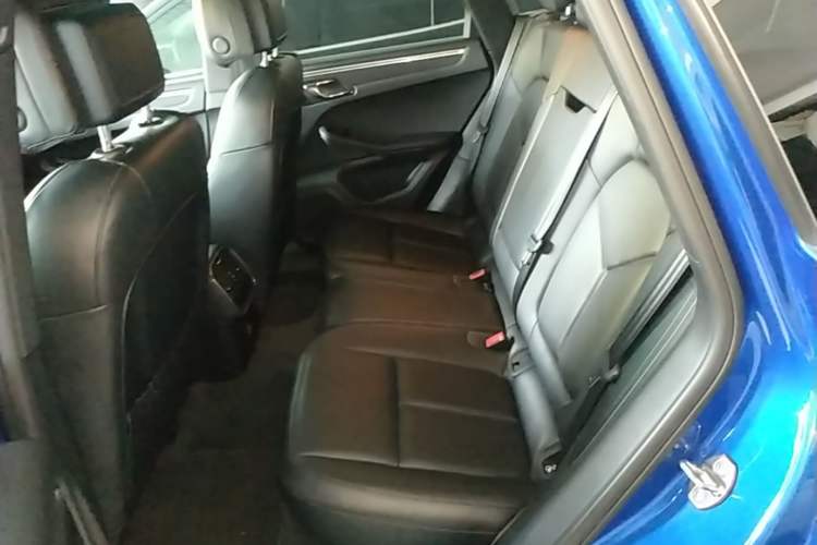 Used Porsche Macan 2017 Macan 2.0T Left Rear Seat