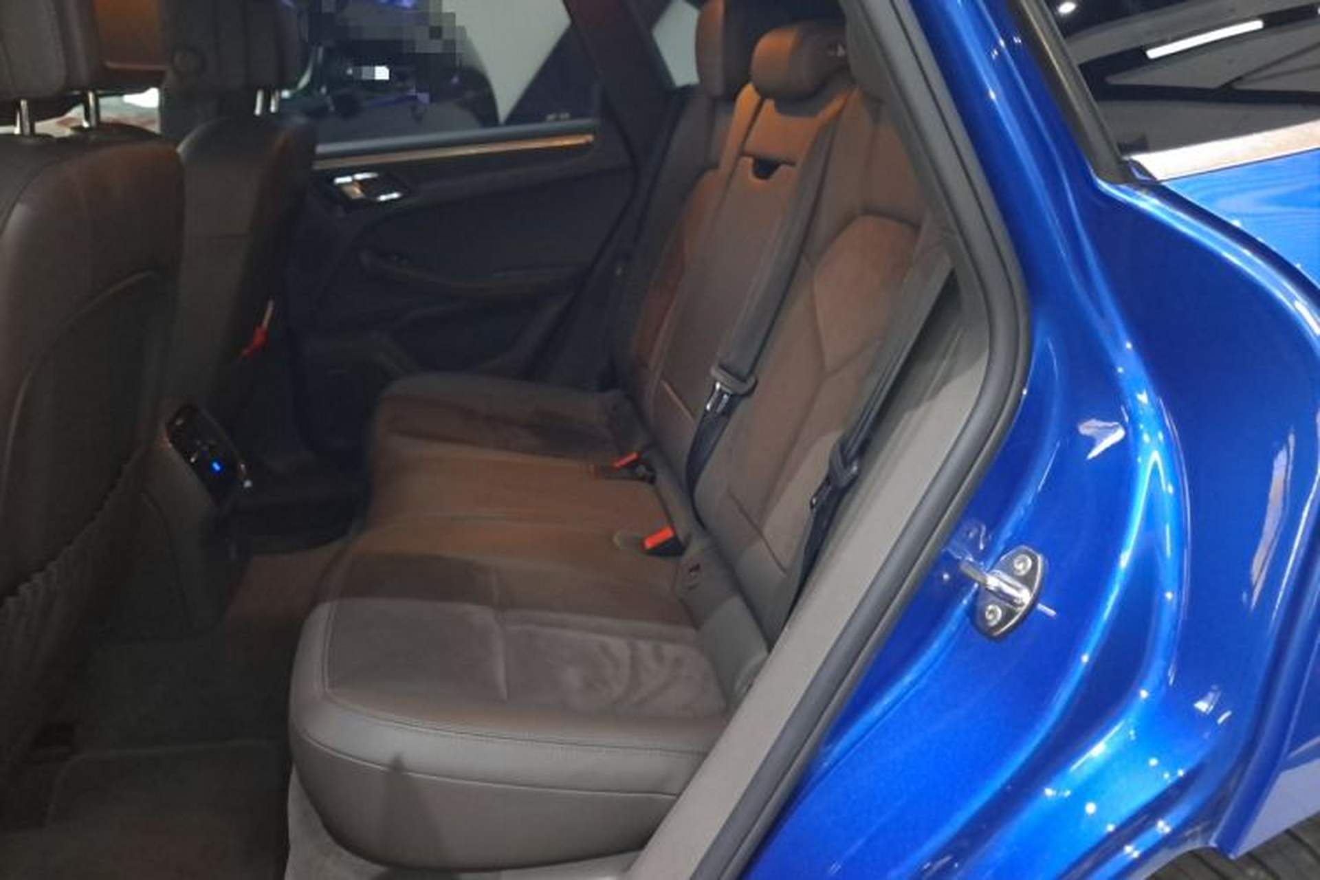 Used Porsche Macan 2017 Macan 2.0T Left Rear Seat