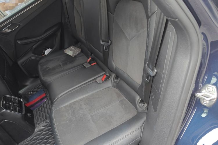 Used Porsche Macan 2017 Macan 2.0T Left Rear Seat