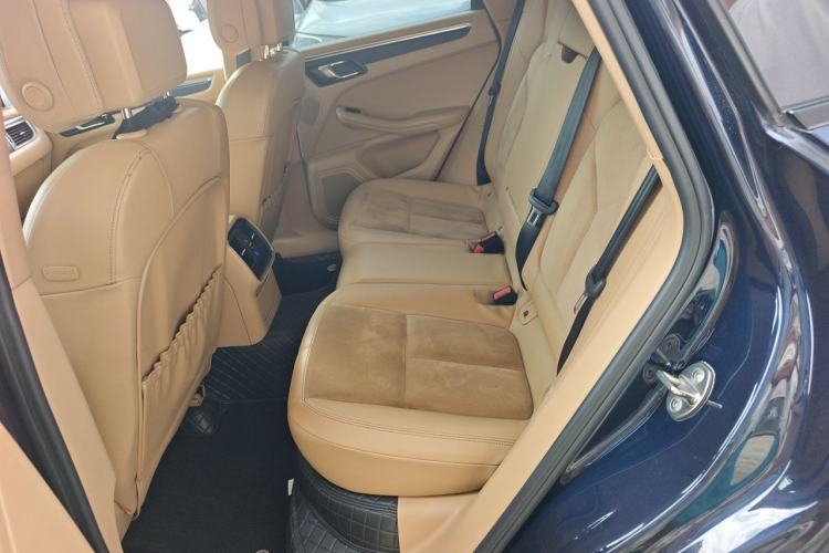 Used Porsche Macan 2017 Macan 2.0T Left Rear Seat