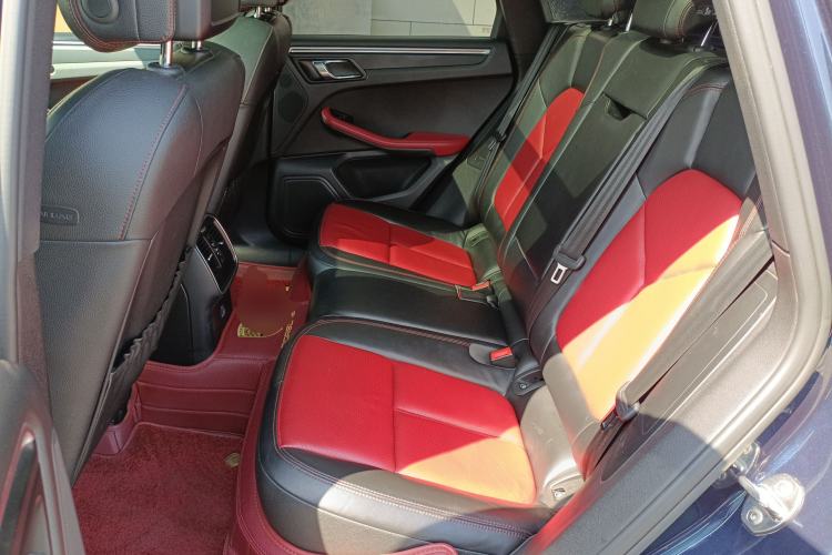 Used Porsche Macan 2017 Macan 2.0T Left Rear Seat