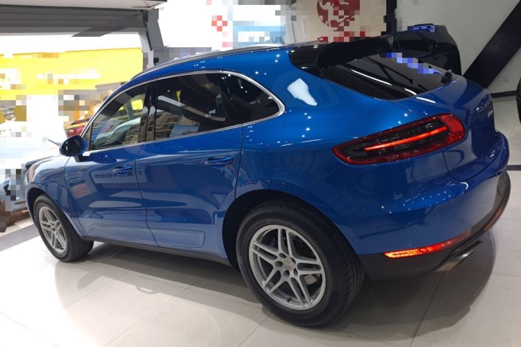 Used Porsche Macan 2017 Macan 2.0T Left Side