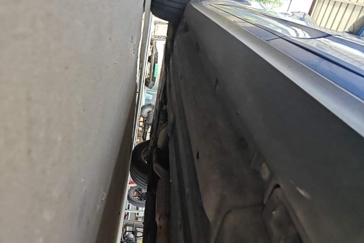 Used Porsche Macan 2017 Macan 2.0T Left Side Sill