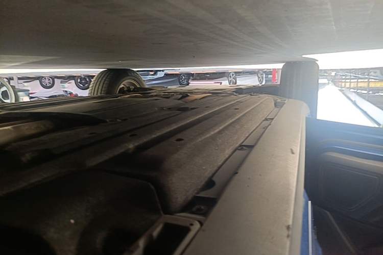 Used Porsche Macan 2017 Macan S 3.0T Left Side Sill