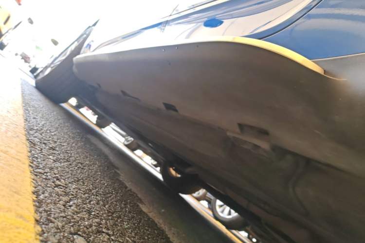 Used Porsche Macan 2017 Macan 2.0T Left Side Sill