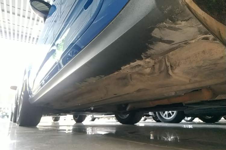 Used Porsche Macan 2017 Macan 2.0T Left Side Sill