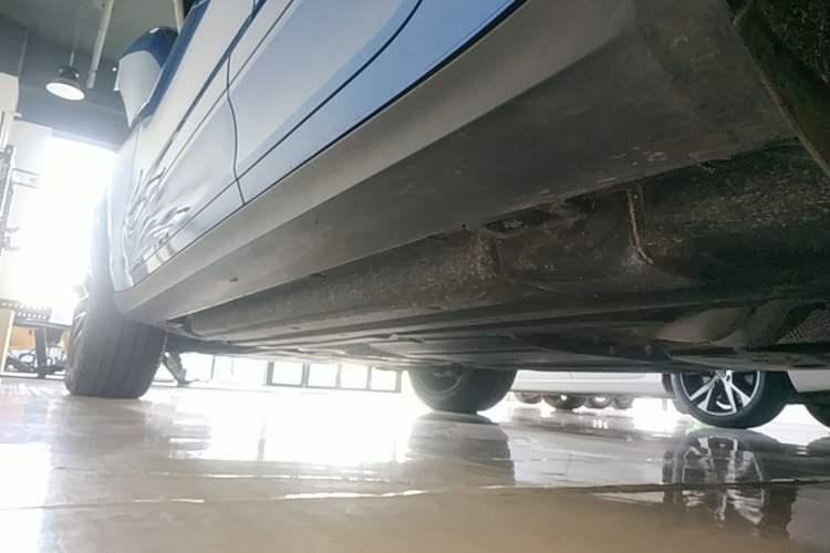 Used Porsche Macan 2017 Macan S 3.0T Left Side Sill