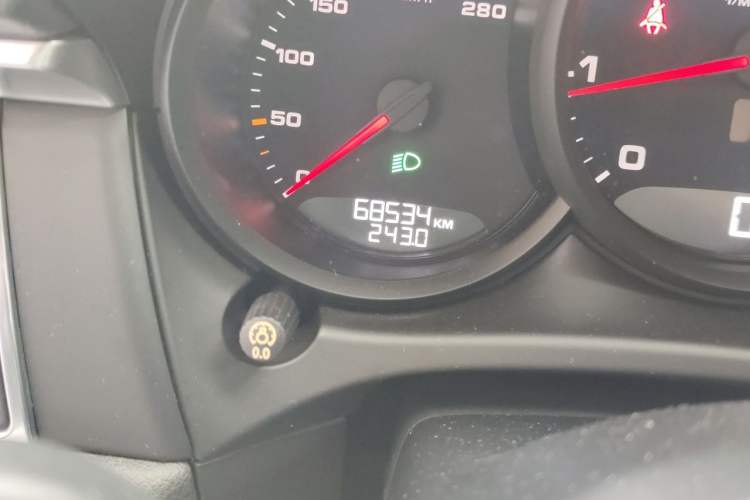 Used Porsche Macan 2017 Macan 2.0T Odometer Close Up