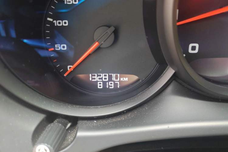 Used Porsche Macan 2017 Macan 2.0T Odometer Close Up