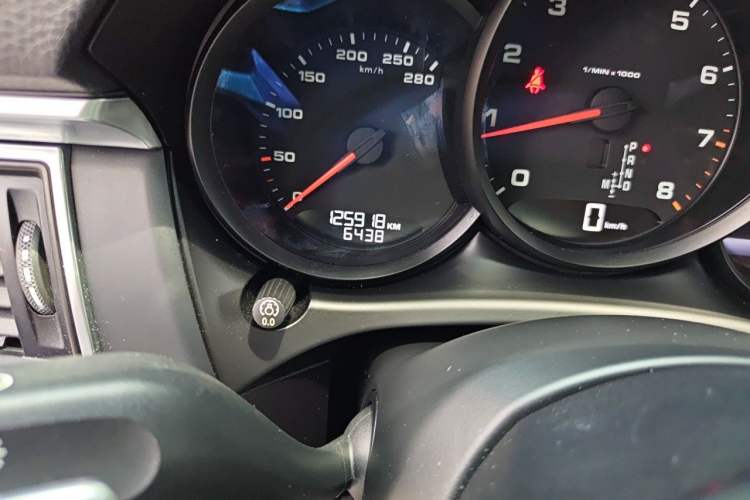 Used Porsche Macan 2017 Macan 2.0T Odometer Close Up