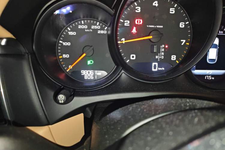 Used Porsche Macan 2017 Macan 2.0T Odometer Close Up