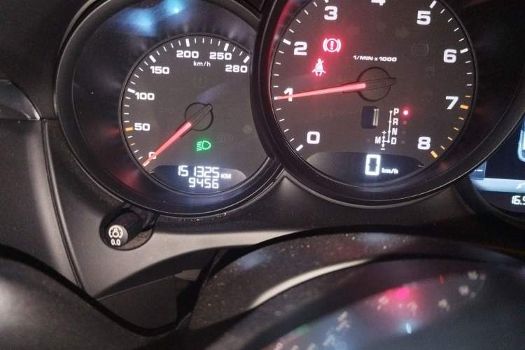 Used Porsche Macan 2017 Macan 2.0T Odometer Close Up