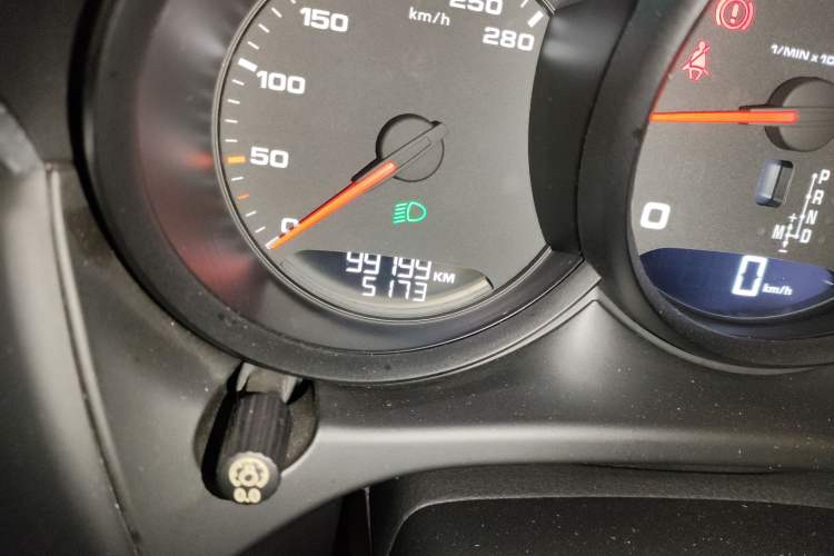 Used Porsche Macan 2017 Macan 2.0T Odometer Close Up