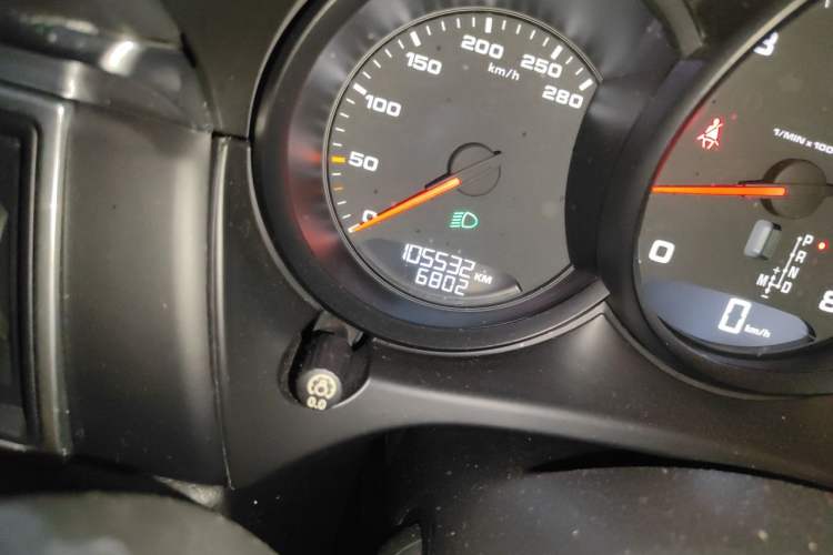 Used Porsche Macan 2017 Macan 2.0T Odometer Close Up