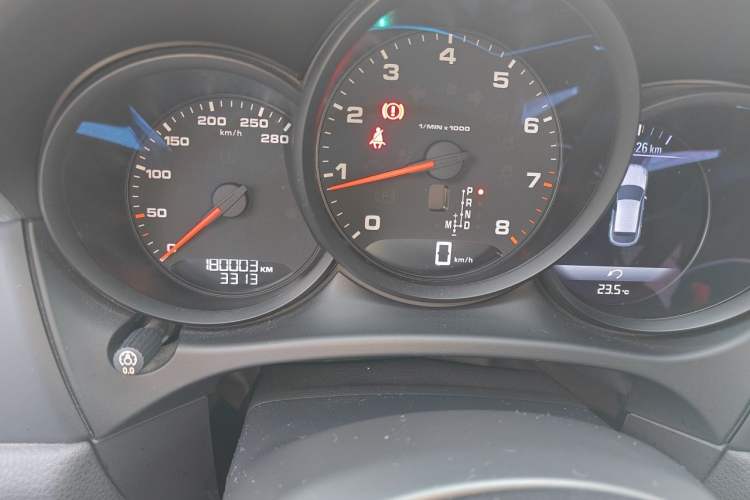 Used Porsche Macan 2017 Macan 2.0T Odometer Close Up
