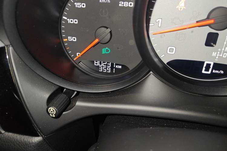Used Porsche Macan 2017 Macan S 3.0T Odometer Close Up