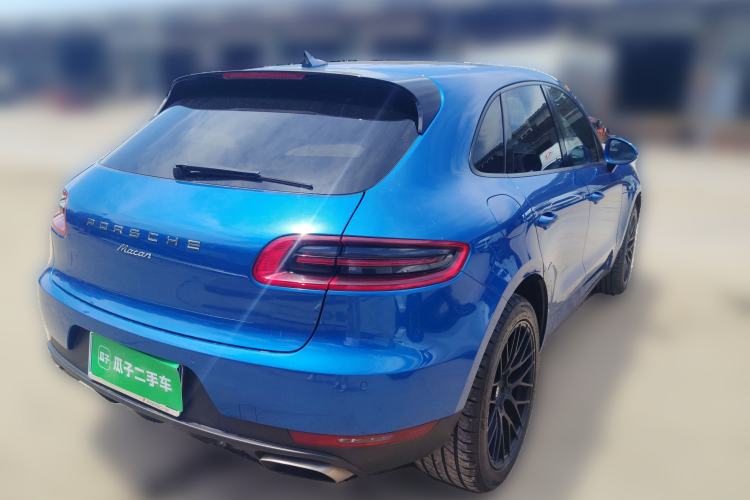 Used Porsche Macan 2017 Macan 2.0T Rear Left 45 Deg